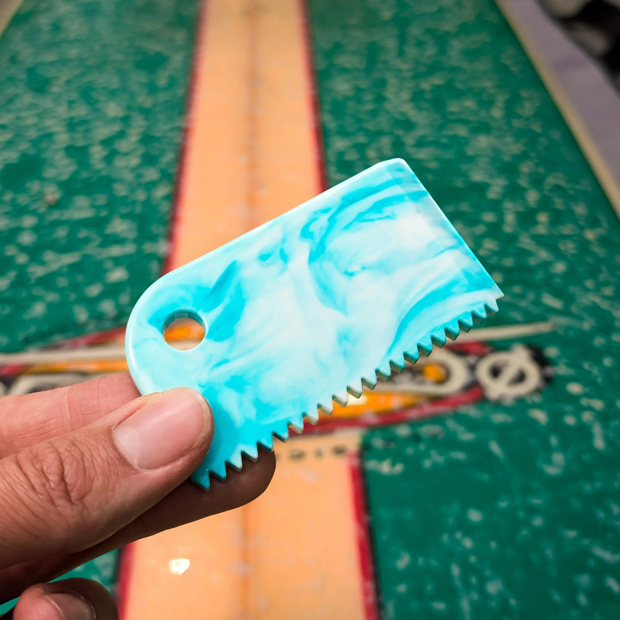 caho ⭐︎新品MEER. THIN RUBBER CUTSEW 100% Recycled Plastic Surf Comb — Brothers Make